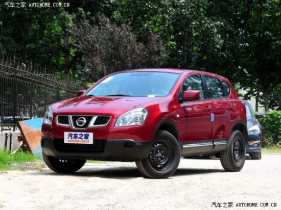 п2012 1.6XE  5MT 2WD