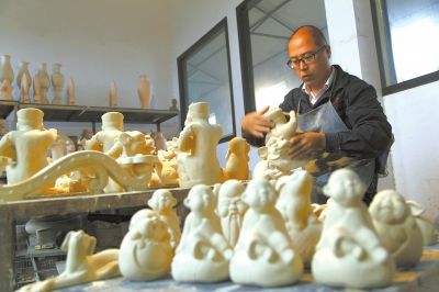 宝丰县小微企业带动乡村发展