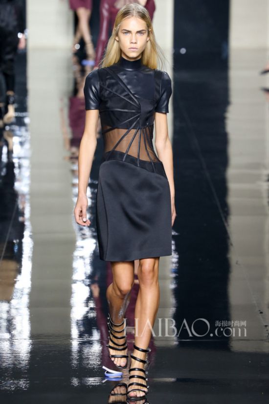 2015�����׶�ʱװ�ܣ�����˹�и������� (Christopher Kane) Ůװ��