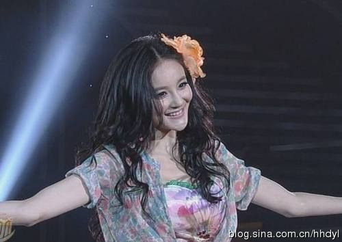 柳岩郑爽Angelababy李小璐 女星整容后遗症吓