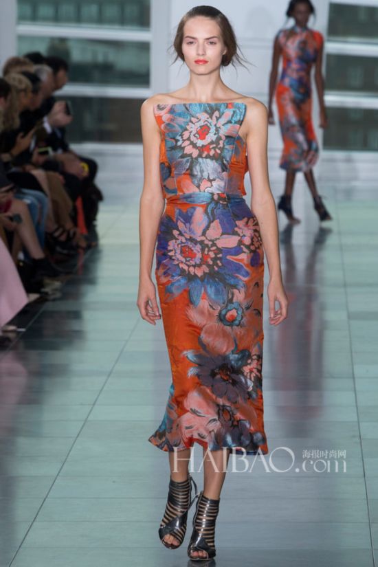 2015�����׶�ʱװ�ܰ�����¡��������� (Antonio Berardi) �㳡