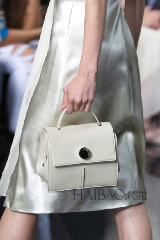 2015�K�L�۴��ɸ˩P�G�J�̴������P�ͮ� (Christopher Kane) 2015�K�L�k�˨q