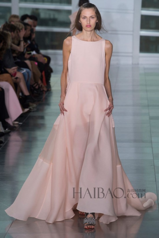 2015�����׶�ʱװ�ܰ�����¡��������� (Antonio Berardi) �㳡