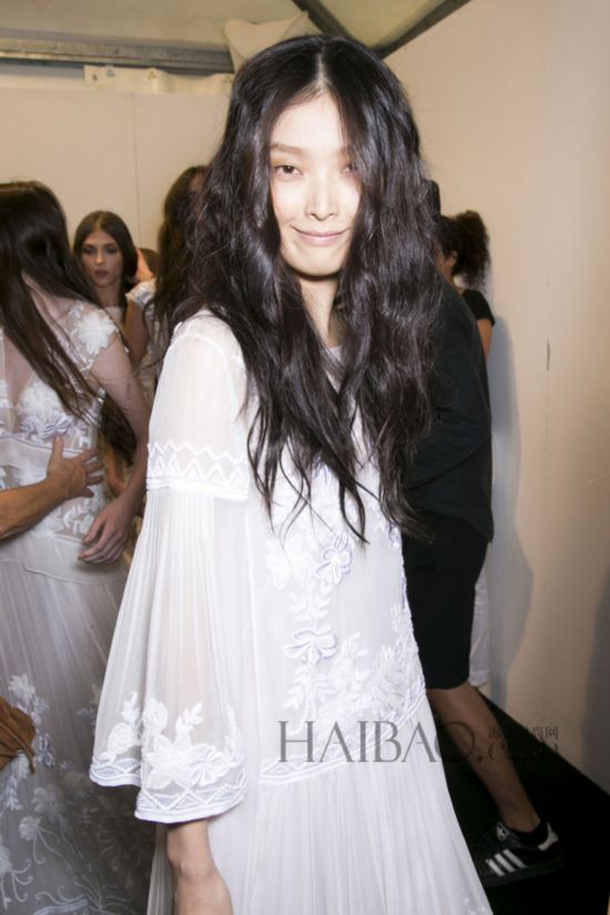 �����B�S�P�Ẹ�� (Alberta Ferretti) 2015�K�L�����ɸ˩P�q�����o
