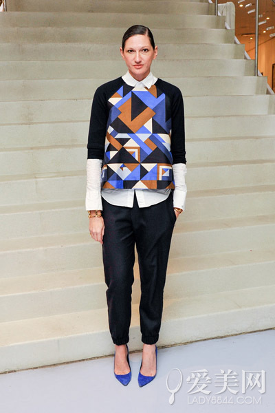  ���ǳ��˶��� �׳���һ��11����ʵ�� 