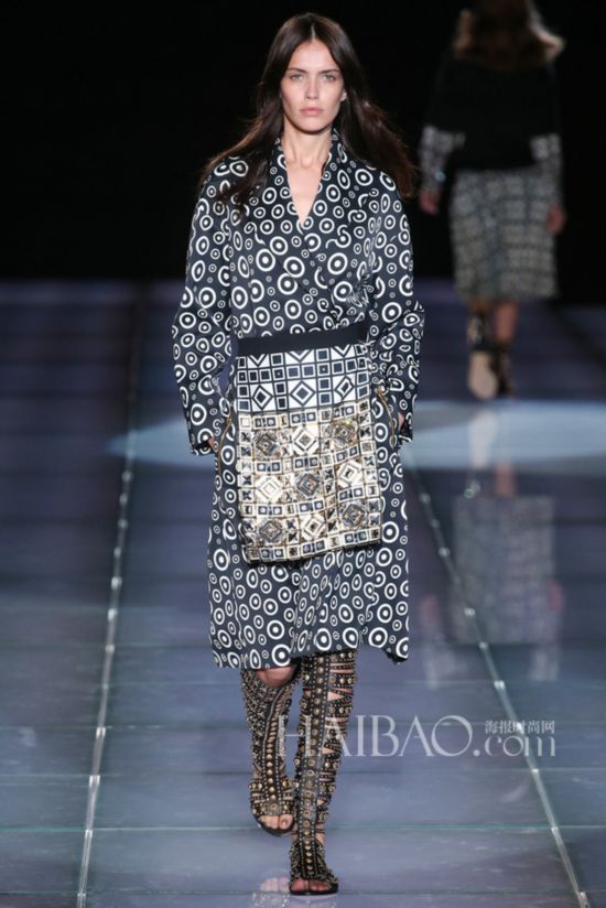 2015�K�L�����ɸ˩P�G�k�������P���N�ߴ� (Fausto Puglisi) 2015�K�L�k�˨q