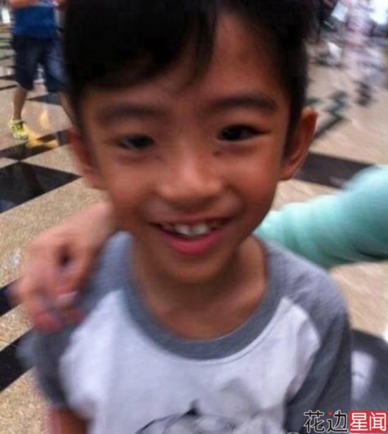 张柏芝大儿子长残 网友:像乡村版陈冠希