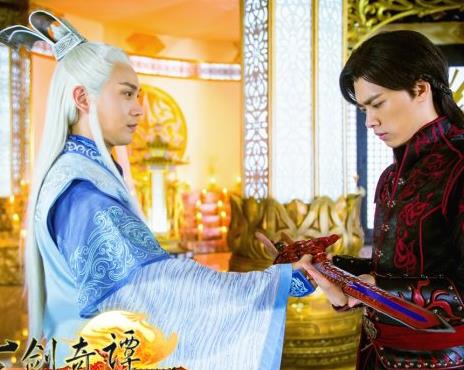 古剑奇谭47集高清直播中:师尊屠苏大打出手刀剑相向图片