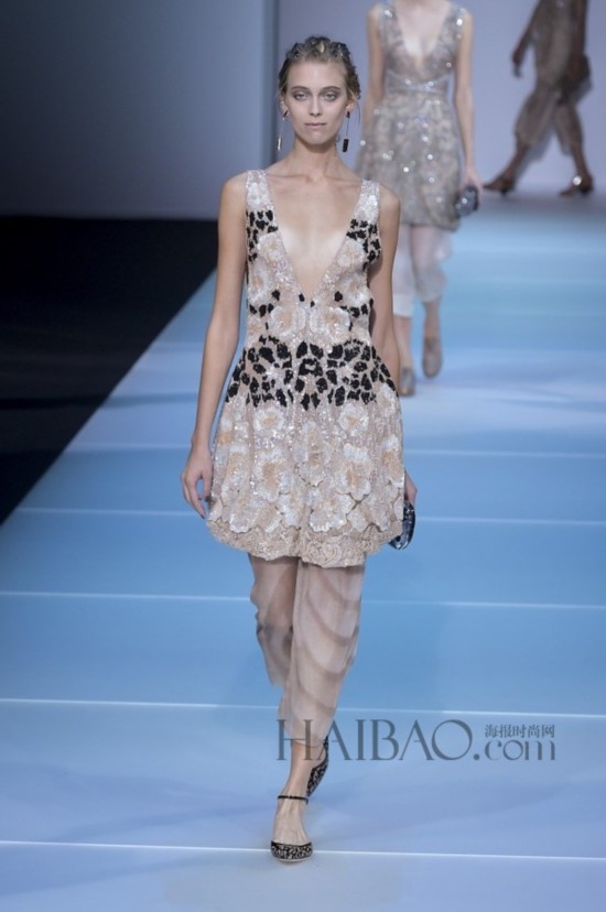 2015��������ʱװ�ܣ����Ρ������� (Giorgio Armani) 2015����Ůװ��