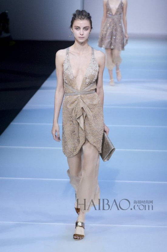 2015��������ʱװ�ܣ����Ρ������� (Giorgio Armani) 2015����Ůװ��