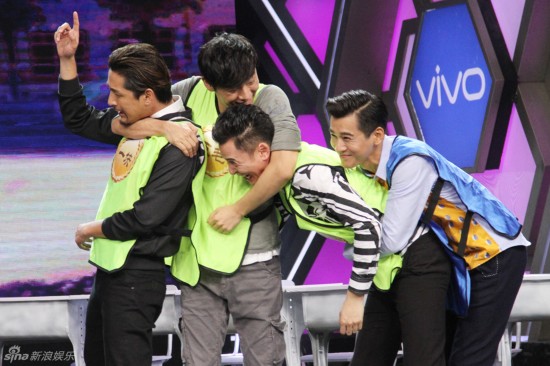 《古剑奇谭》欧阳少恭乔振宇亮相快乐大本营搞