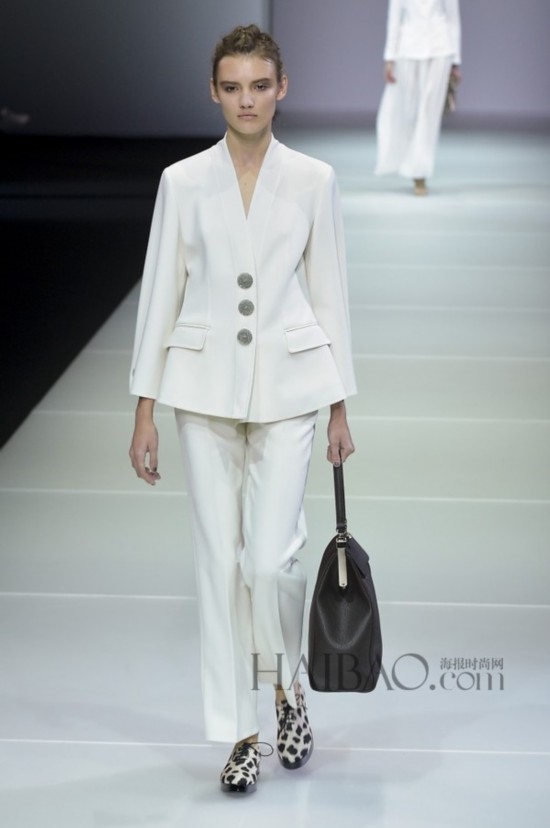 2015��������ʱװ�ܣ����Ρ������� (Giorgio Armani) 2015����Ůװ��