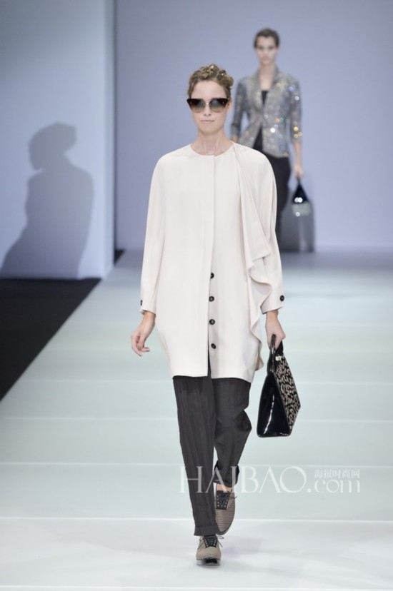 2015春夏米兰时装周:乔治·阿玛尼 (Giorgio Armani) 2015春夏女装秀