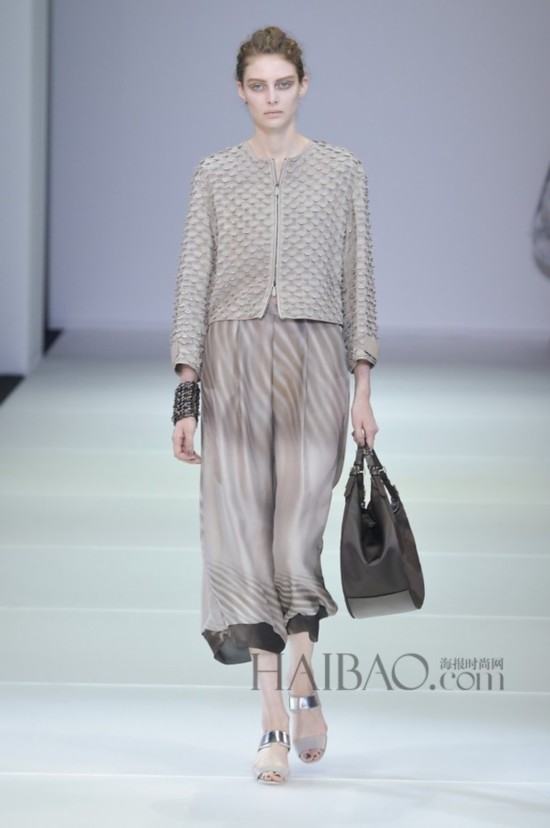 2015��������ʱװ�ܣ����Ρ������� (Giorgio Armani) 2015����Ůװ��
