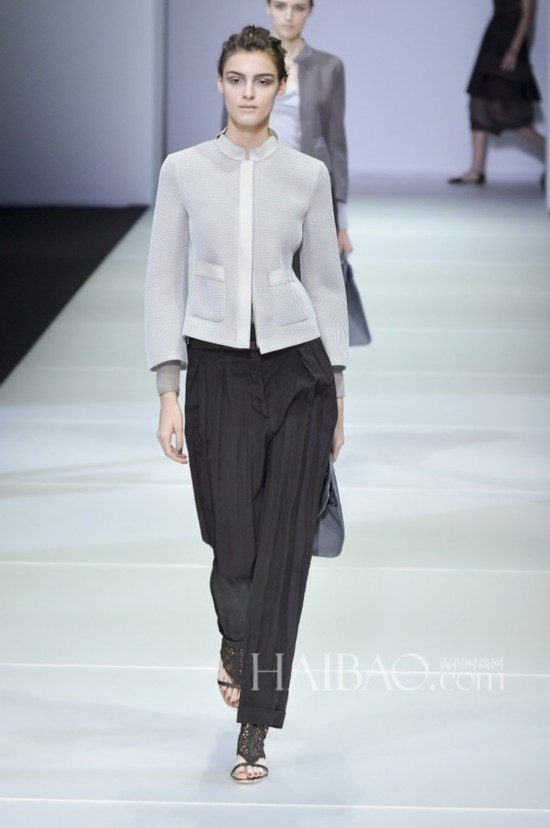 2015春夏米兰时装周:乔治·阿玛尼 (Giorgio Armani) 2015春夏女装秀