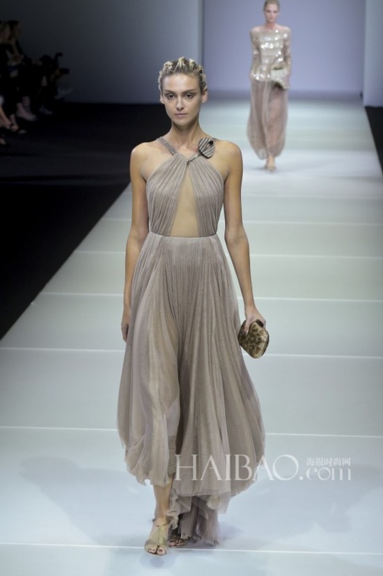 2015��������ʱװ�ܣ����Ρ������� (Giorgio Armani) 2015����Ůװ��