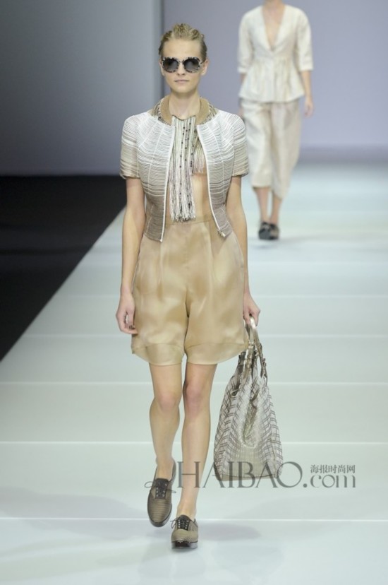 2015春夏米兰时装周:乔治·阿玛尼 (Giorgio Armani) 2015春夏女装秀