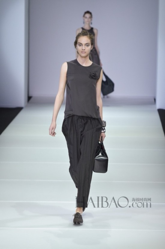 2015春夏米兰时装周:乔治·阿玛尼 (Giorgio Armani) 2015春夏女装秀