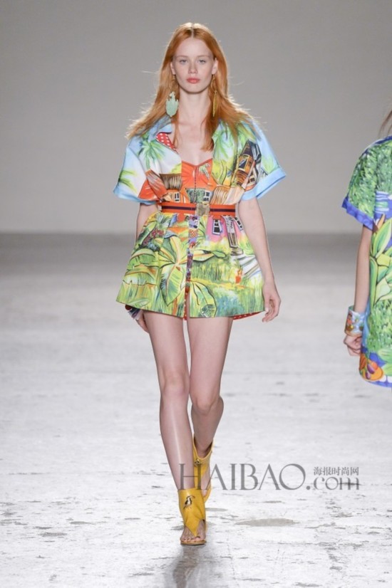 2015�K�L�����ɸ˩P�GStella Jean�k�˨q