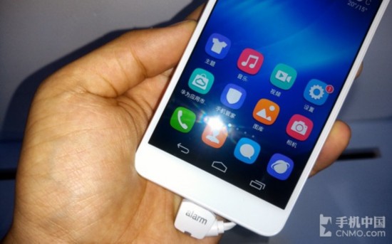 海思八核4G网络 华为荣耀6现身移动展台