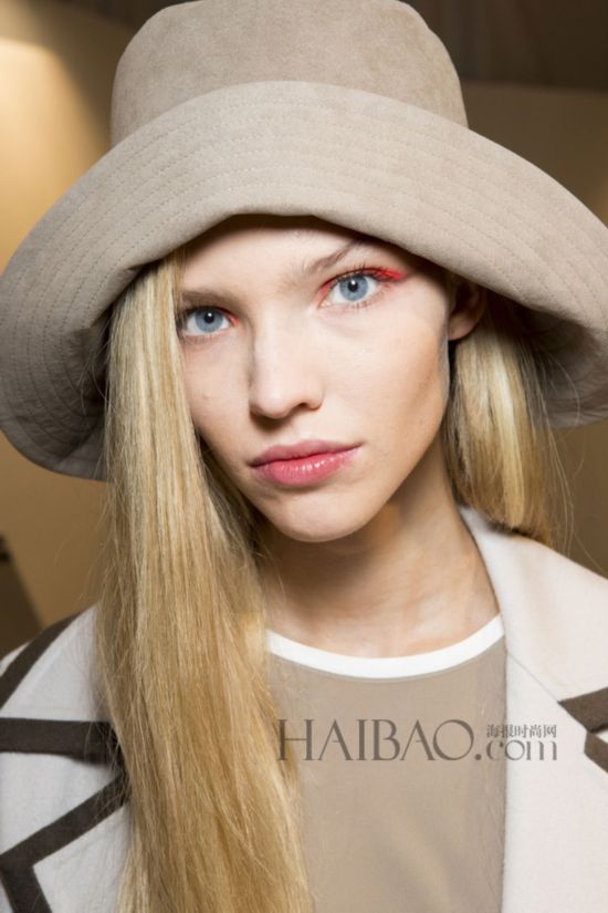 �������� (Max Mara) 2015�K�L�����ɸ˩P�q�����o