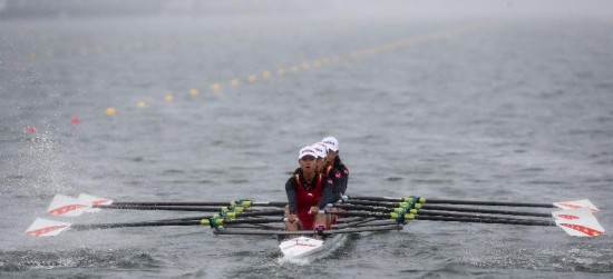 China won the gold medal with 7 minutes and 25.09 seconds. 