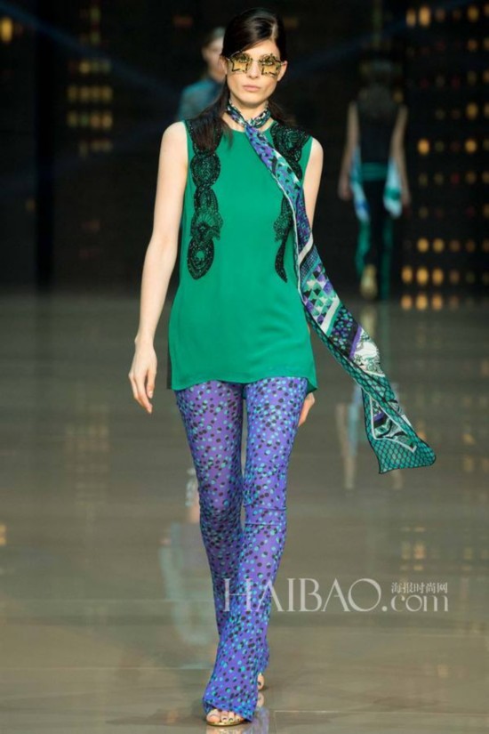 2015�K�L�����ɸ˩P�G�N�O�d�U�Q (Just Cavalli) �k�˨q