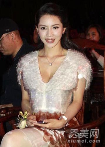 徐若瑄张雨绮 小小年纪就敢拍大尺度戏的女星