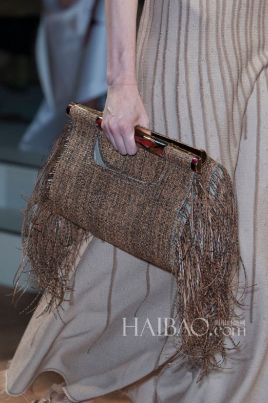 2015春夏米兰时装周:菲拉格慕 (Salvatore Ferragamo) 2015春夏女装秀场细节