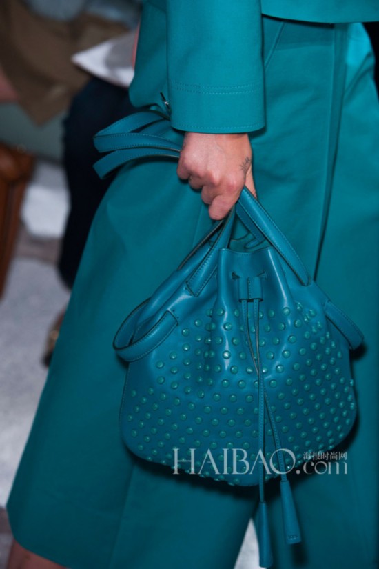 2015��������ʱװ�ܣ�Tod's 2015����Ůװ�㳡ϸ��