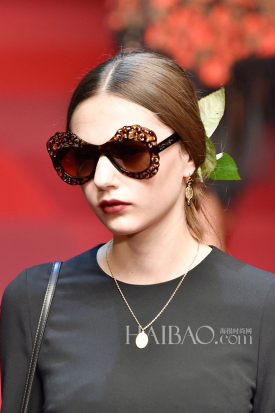2015��������ʱװ�ܣ��żΰ��� (Dolce&Gabbana) 2015����Ůװ��