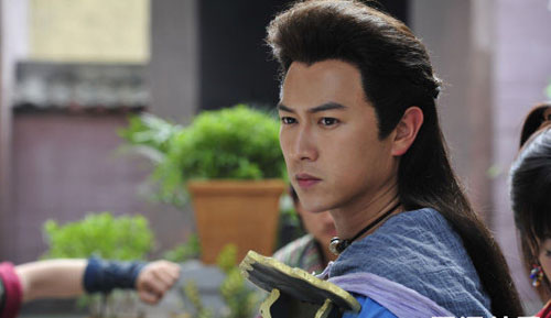 古装美男:束发是男神披发不见人