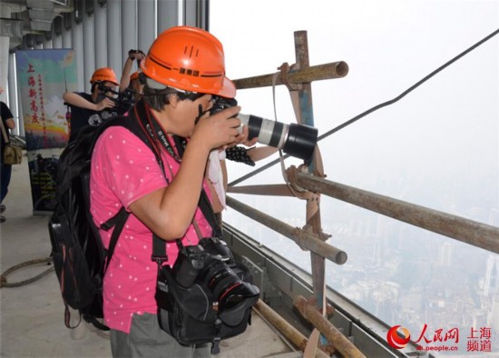从零米到632米 四年跟踪拍摄上海中心 老阿姨