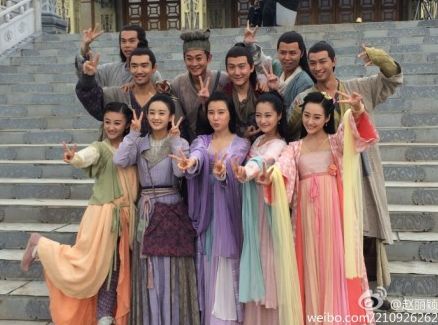 花千骨剧组完成拍摄 赵丽颖微博晒剧照称杀青