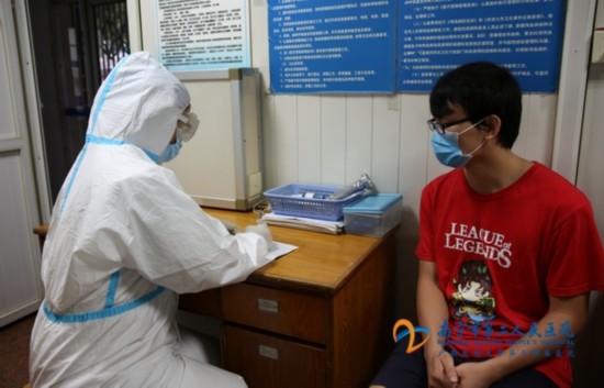 南宁市二医院开展备战埃博拉疫情专题培训