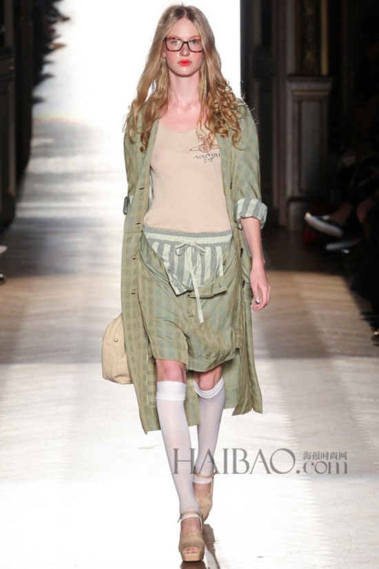 2015KLھɸ˩PGwP´Sw (Vivienne Westwood) k˨q