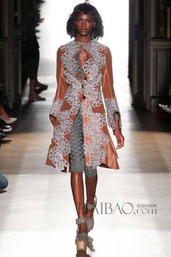 2015KLھɸ˩PGwP´Sw (Vivienne Westwood) k˨q