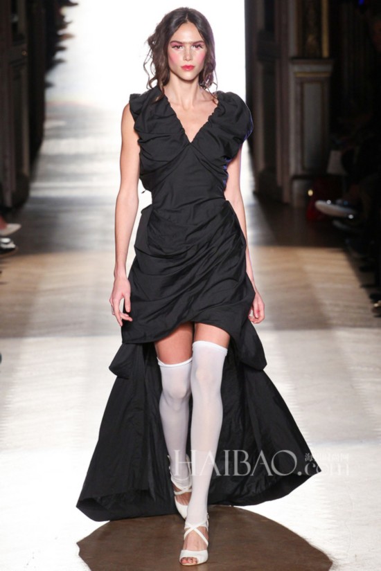 2015KLھɸ˩PGwP´Sw (Vivienne Westwood) k˨q