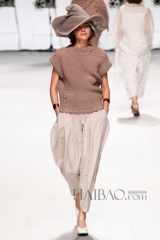 三宅一生 (issey miyake) 2015春夏女装秀【3】