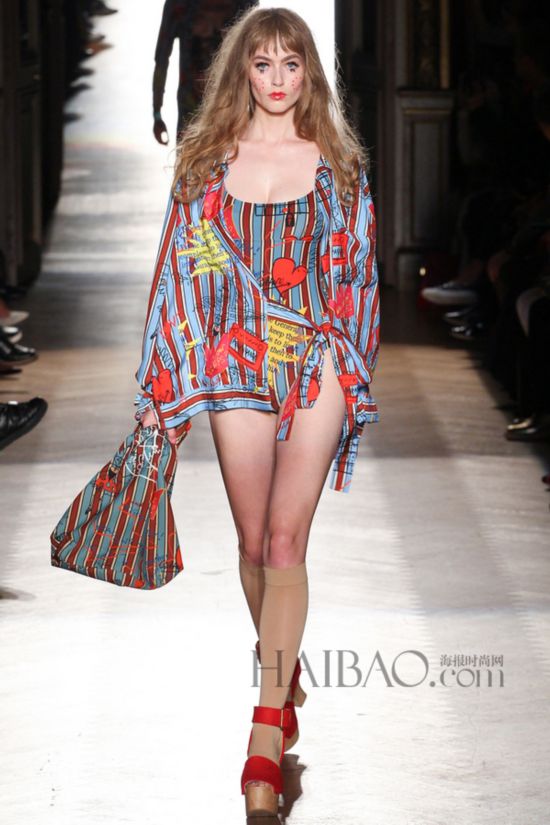 2015KLھɸ˩PGwP´Sw (Vivienne Westwood) k˨q