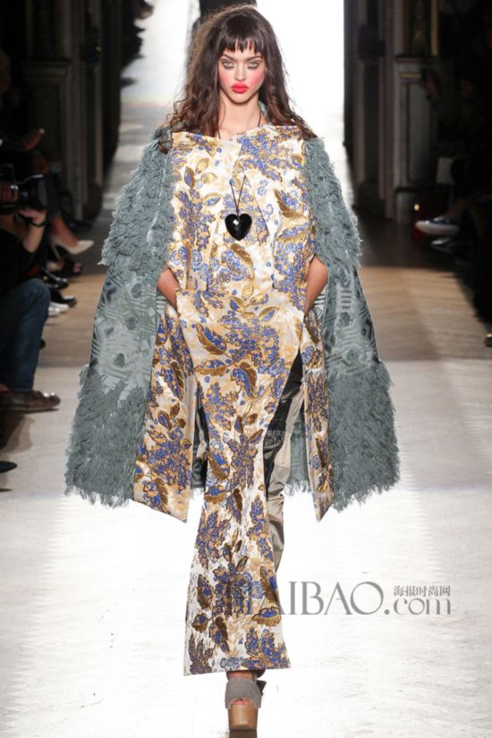 2015KLھɸ˩PGwP´Sw (Vivienne Westwood) k˨q