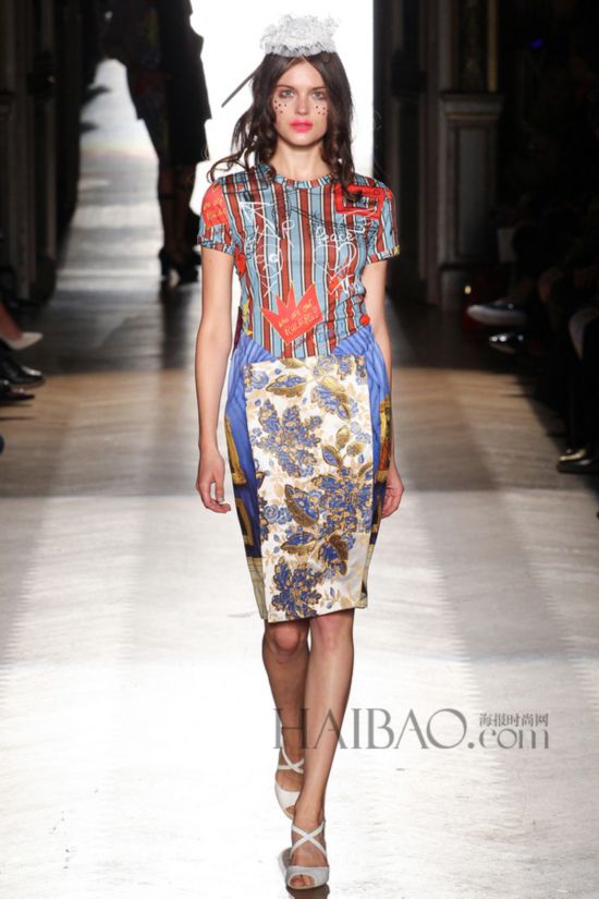 2015KLھɸ˩PGwP´Sw (Vivienne Westwood) k˨q