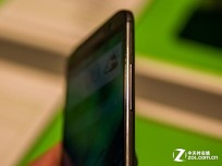 pq4GU} HTC One M8wȰƭ300 