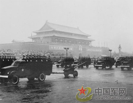 1956年国庆阅兵【组图】