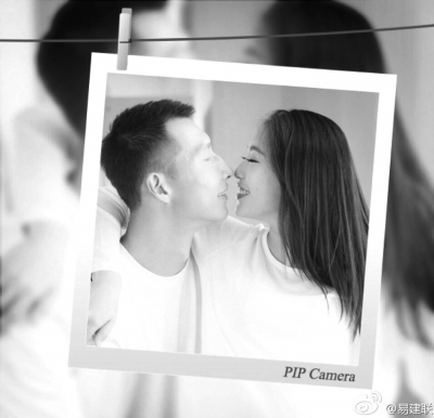 易建联自曝当爸爸引发热议妻子曾是模特赛冠军