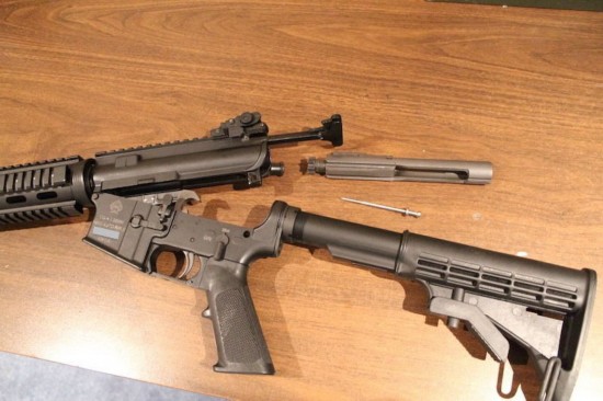 高清:国产新款CQ步枪做工精湛高端大气上档次