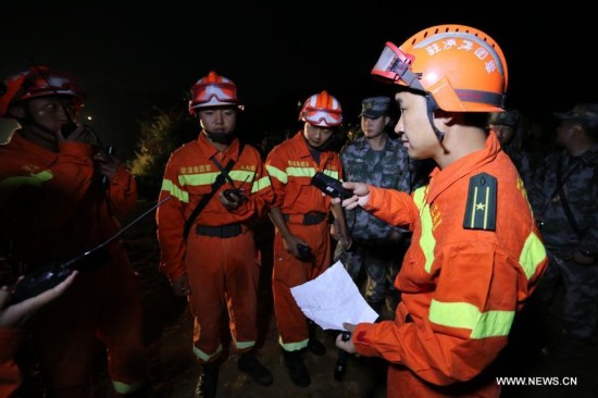 CHINA-KUNMING-EARTHQUAKE-RESCUE