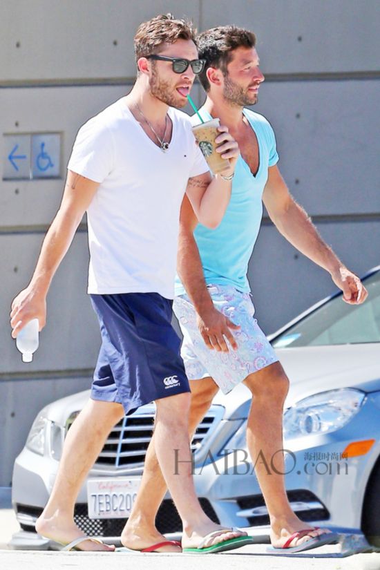 aɶ827AwPSJ (Ed Westwick) ⮳PڧJ@ػPͤHbnܶ~XC