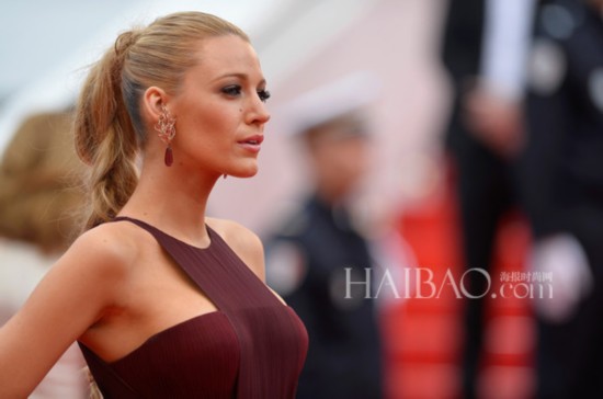ˡ (Blake Lively) 