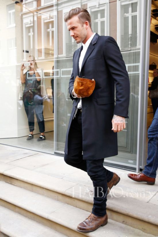aɶ925AjáPJ~i (David Beckham) Saint Laurentֻj{dlVictoria۴Xĥ}ʡC